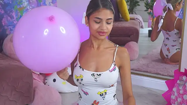 AshaYuva live sex cam