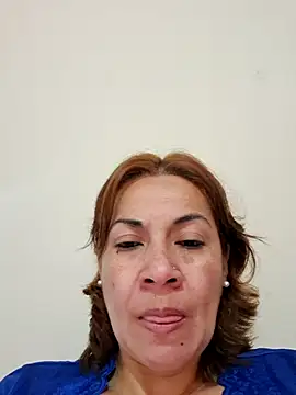 Zaralu_ live sex cam