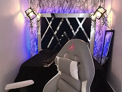 Violet_m live sex cam