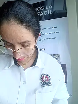 Valentina--1 live sex cam