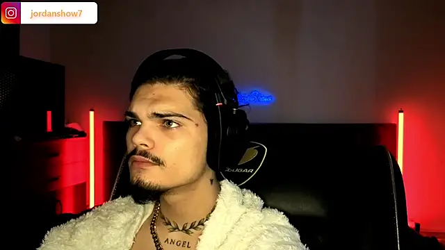 JordanShow live sex cam