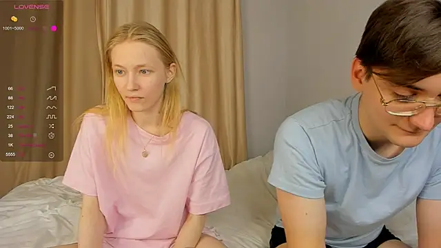 LoversFire live sex cam