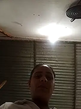 Andreita_95 live sex cam