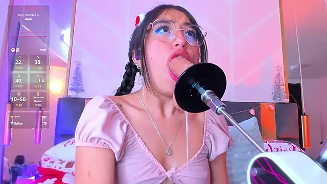 MadyJackson live sex cam