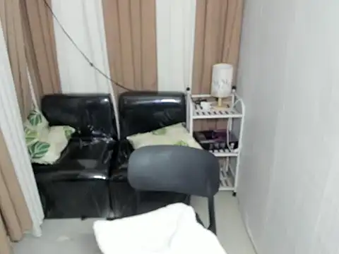 TsCummerJamaica live sex cam