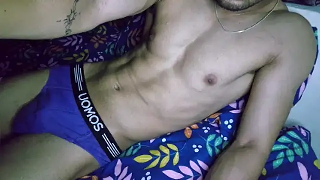 hot_hunk_boy live sex cam