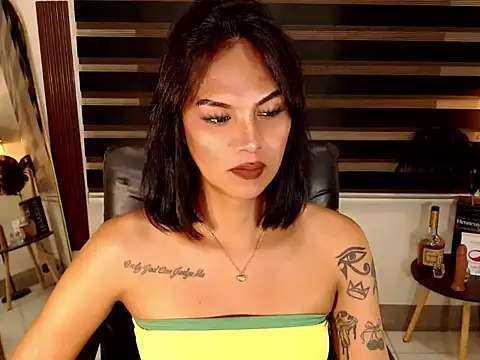 SarahAmber live sex cam