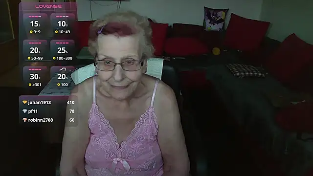 HeisseomaOriginal live sex cam