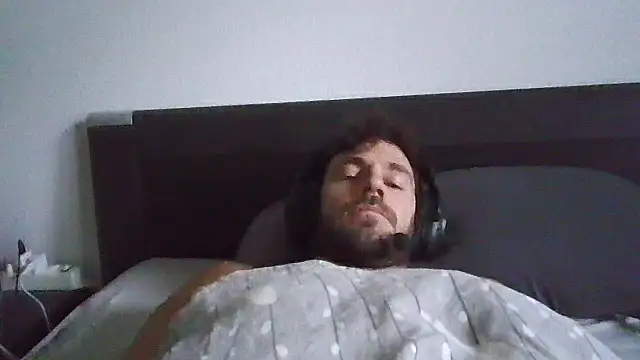 alpha-hunk live sex cam