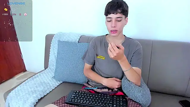 oblivion_deku live sex cam