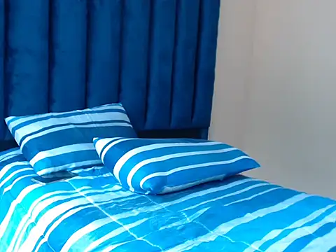 KinkyJXxX live sex cam