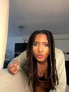 Aurianne live sex cam