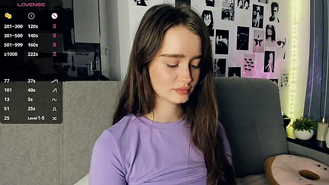 lovelyalivia live sex cam