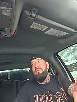 Beardedtattood live sex cam