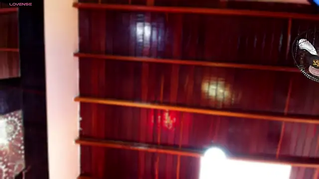 Small_Hot19 live sex cam