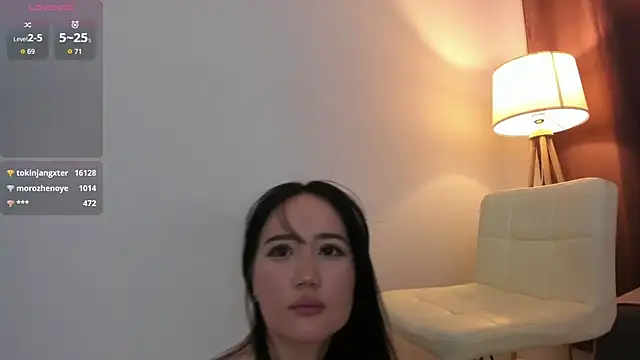 AmiliYan live sex cam