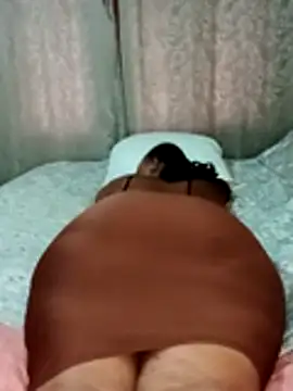 Luciouslips00 live sex cam