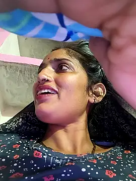 Pooja_shre live sex cam