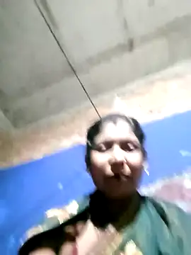 Savita992 live sex cam