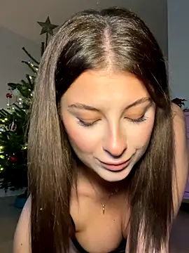 Mia-Minou live sex cam