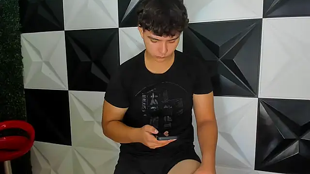 Dani_cumboy live sex cam