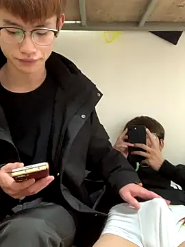 KK-cuteboy live sex cam