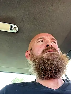 32XRedBeard live sex cam