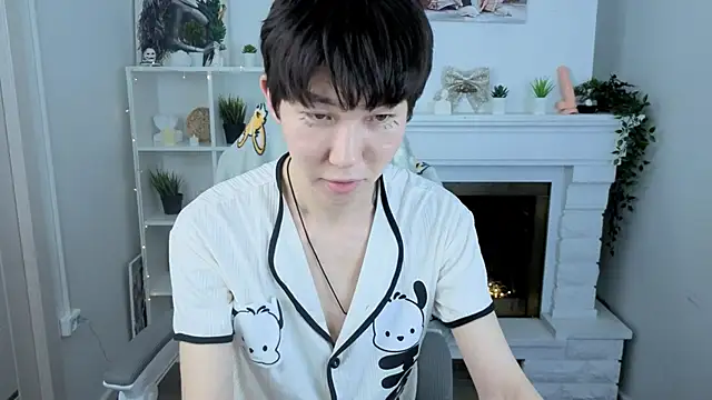 YugoAsian live sex cam