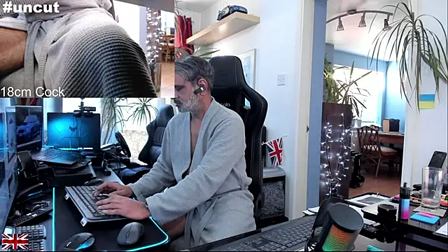 OnlineBossUK live sex cam