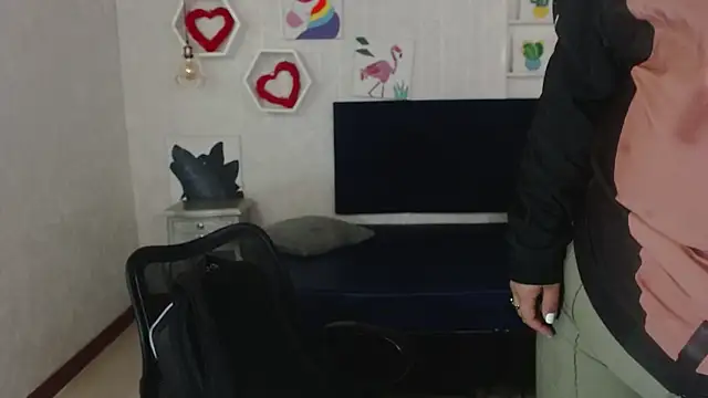 danna_garza live sex cam