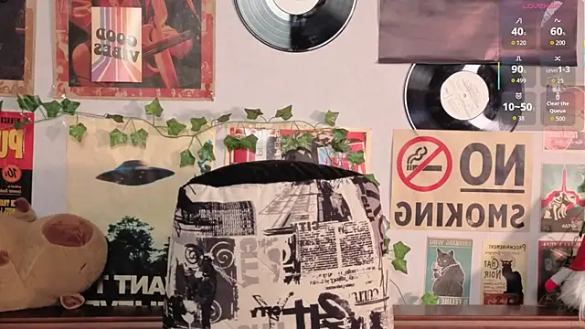 BereniceBattersby live sex cam