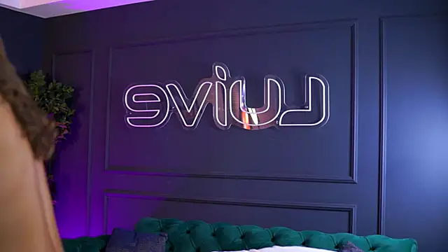 SiennaRuh live sex cam