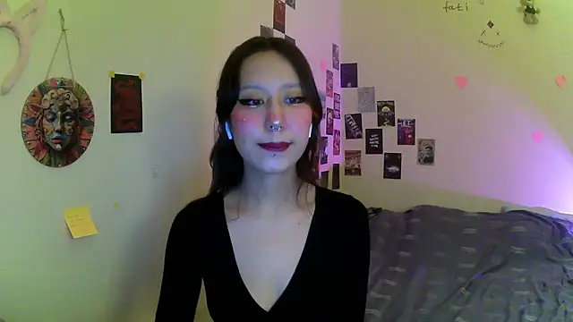 hazelseason live sex cam