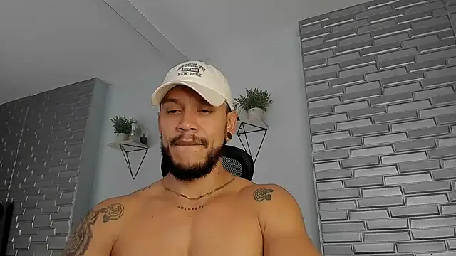 ARON_TAYLER01 live sex cam