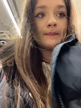 KittyQueeny live sex cam