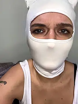 Nikki_Hoee live sex cam