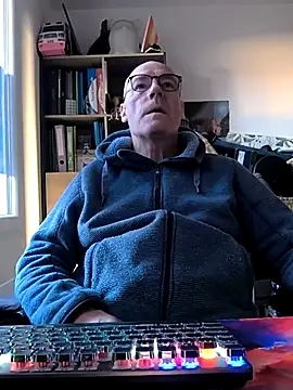 bogland33 live sex cam