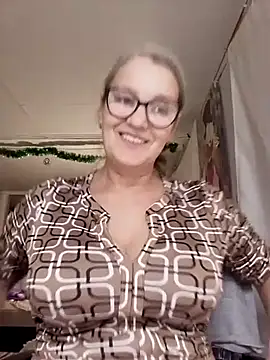 irinamaux live sex cam