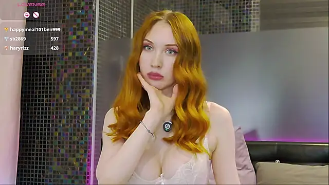 MayaSolar live sex cam