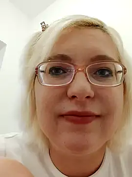 VikaKing live sex cam