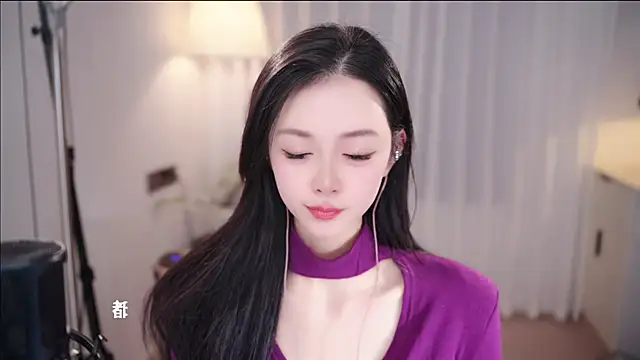 Ocean--Lili live sex cam