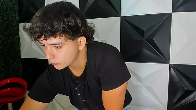 Dani_cumboy live sex cam