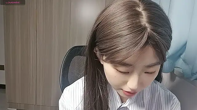 Yyoo-99 live sex cam