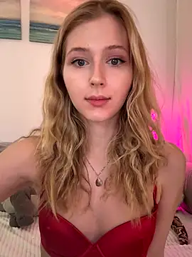 LunaRase live sex cam