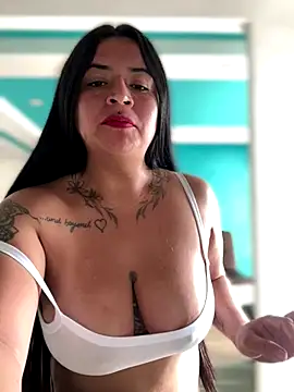 Devilsweet17 live sex cam