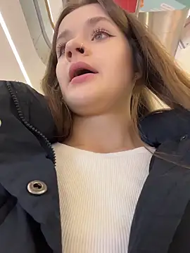 KittyQueeny live sex cam