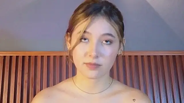 VictoriaSpark live sex cam