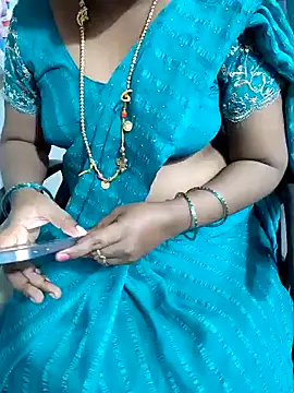 lolida69thamil live sex cam