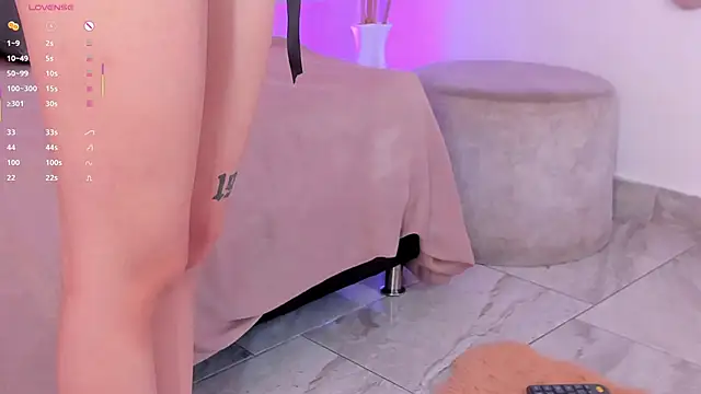 Mariapettit live sex cam