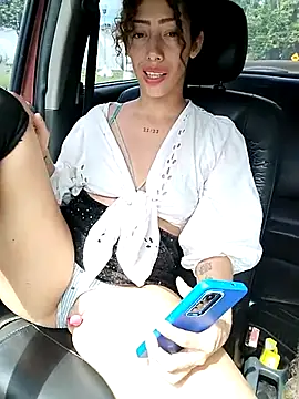 roxyrougee live sex cam